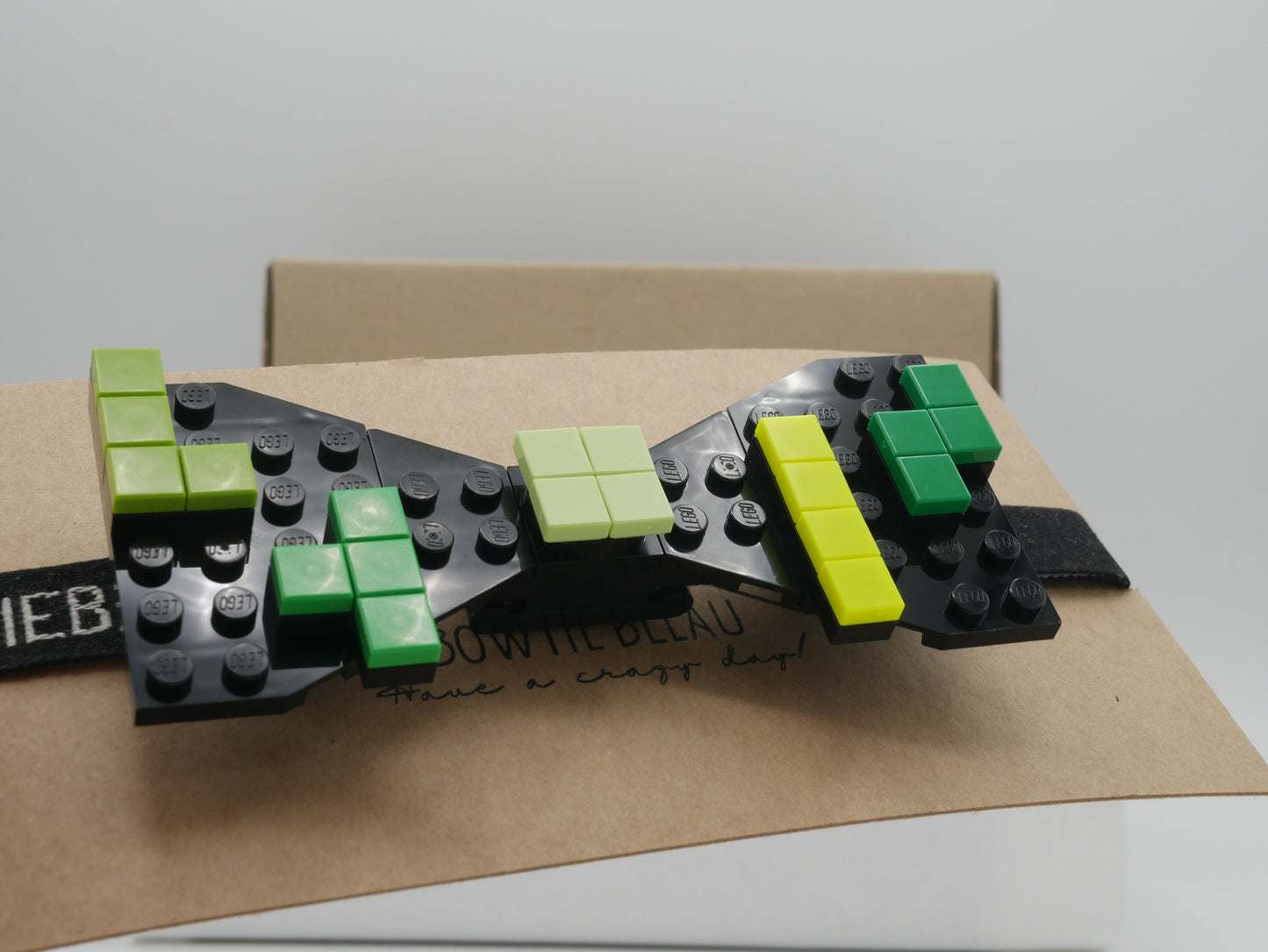 Nœud papillon rétro Arcade Falling Blocks en briques LEGO®