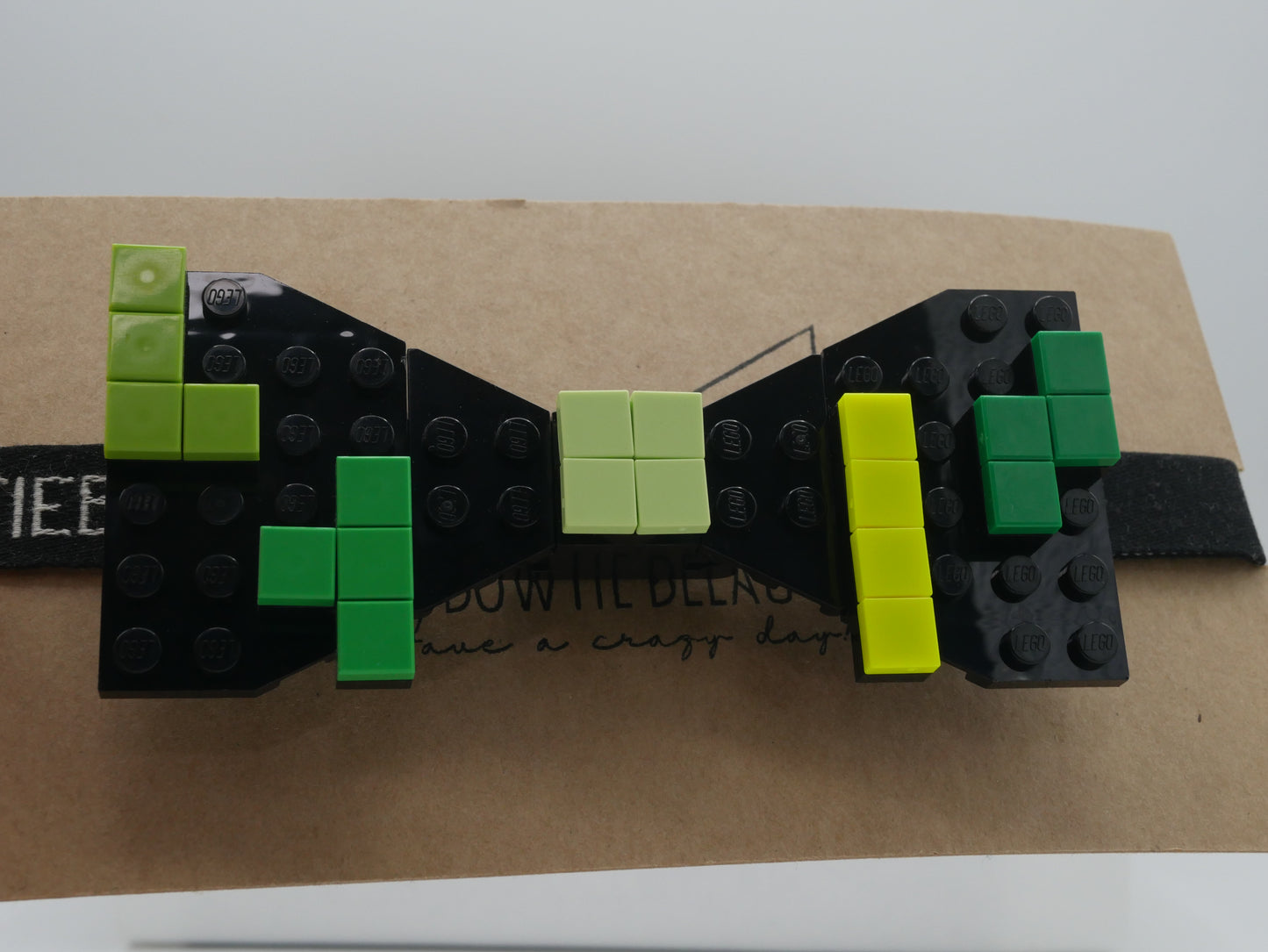 Nœud papillon rétro Arcade Falling Blocks en briques LEGO®