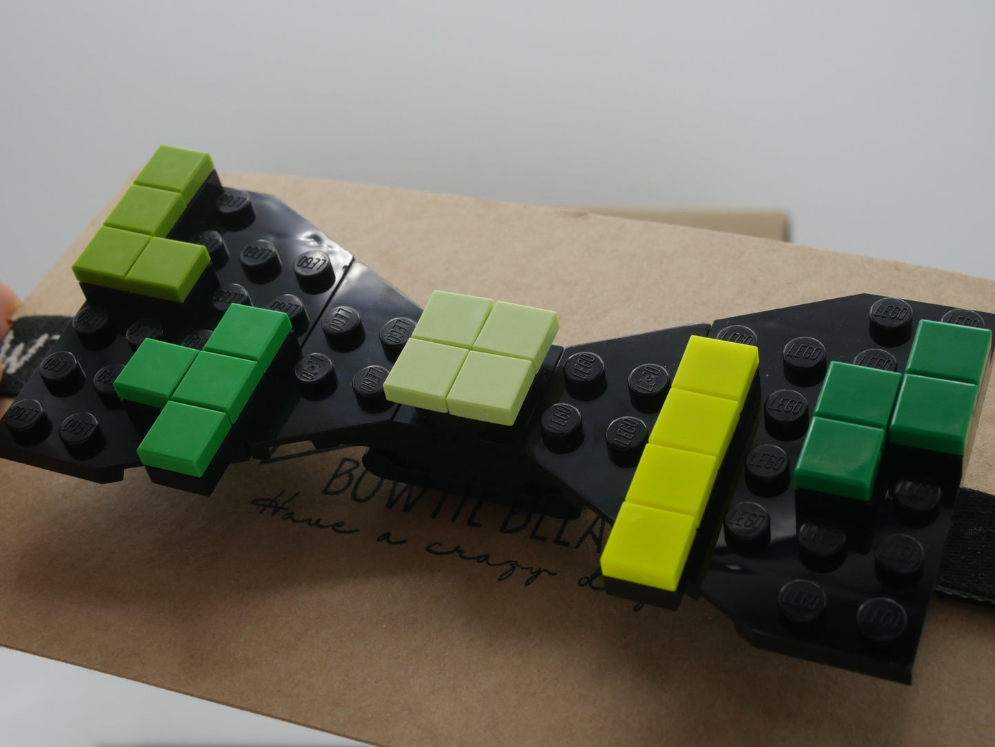 Nœud papillon rétro Arcade Falling Blocks en briques LEGO®
