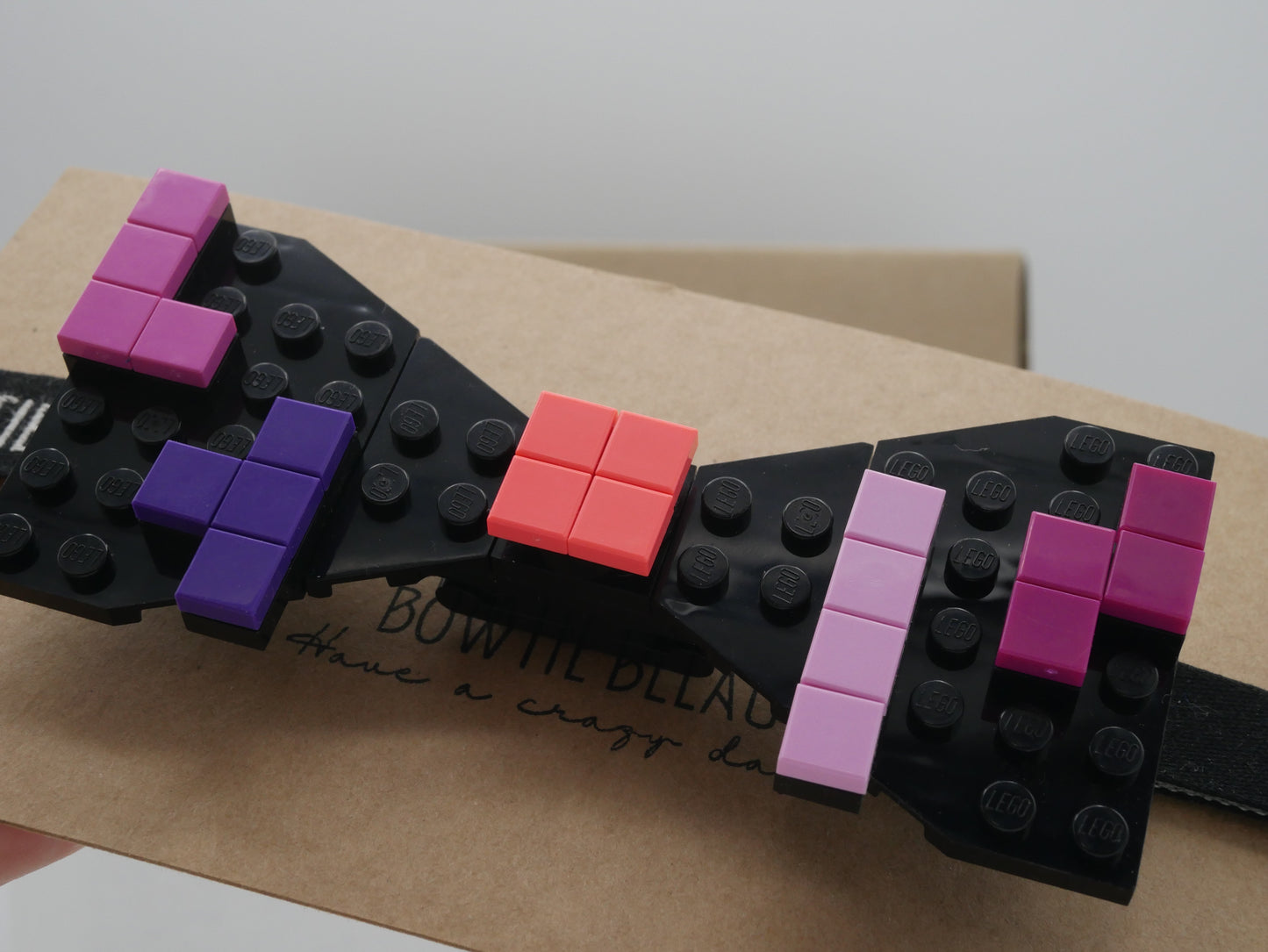 Nœud papillon rétro Arcade Falling Blocks en briques LEGO®