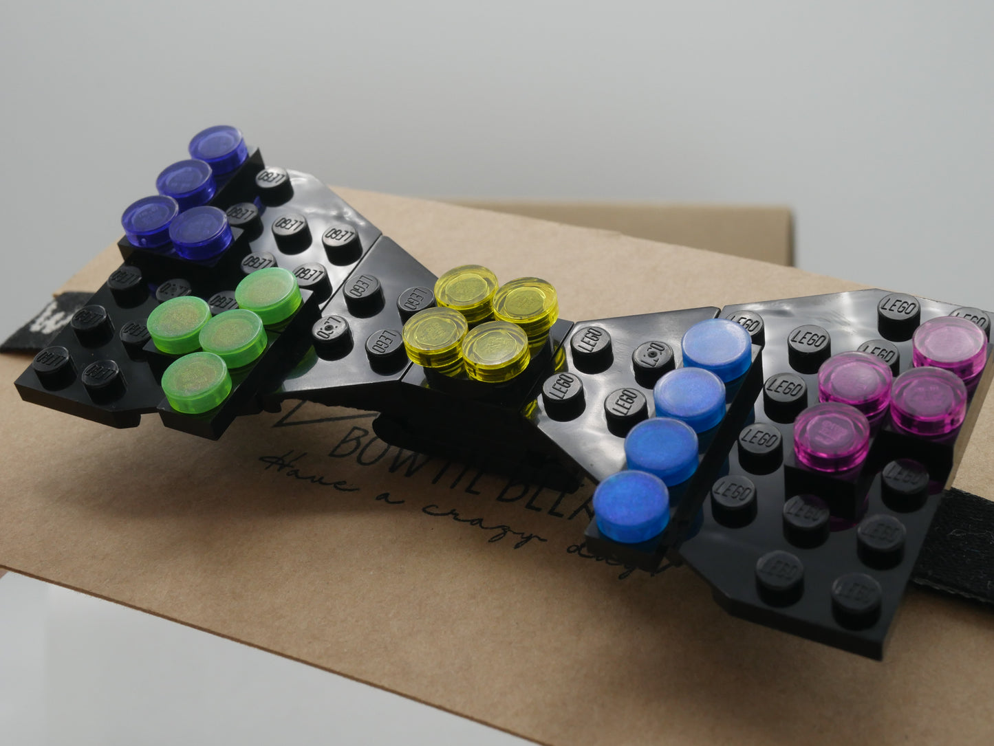 Nœud papillon rétro Arcade Falling Blocks en briques LEGO®